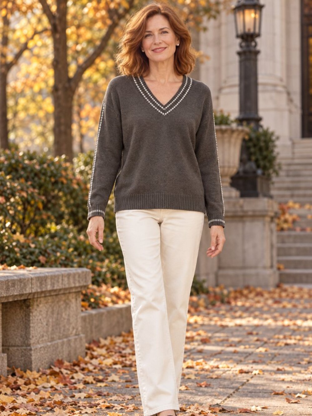 Hem & Thread Charcoal Contrast Stitch V-Neck Sweater Size S
